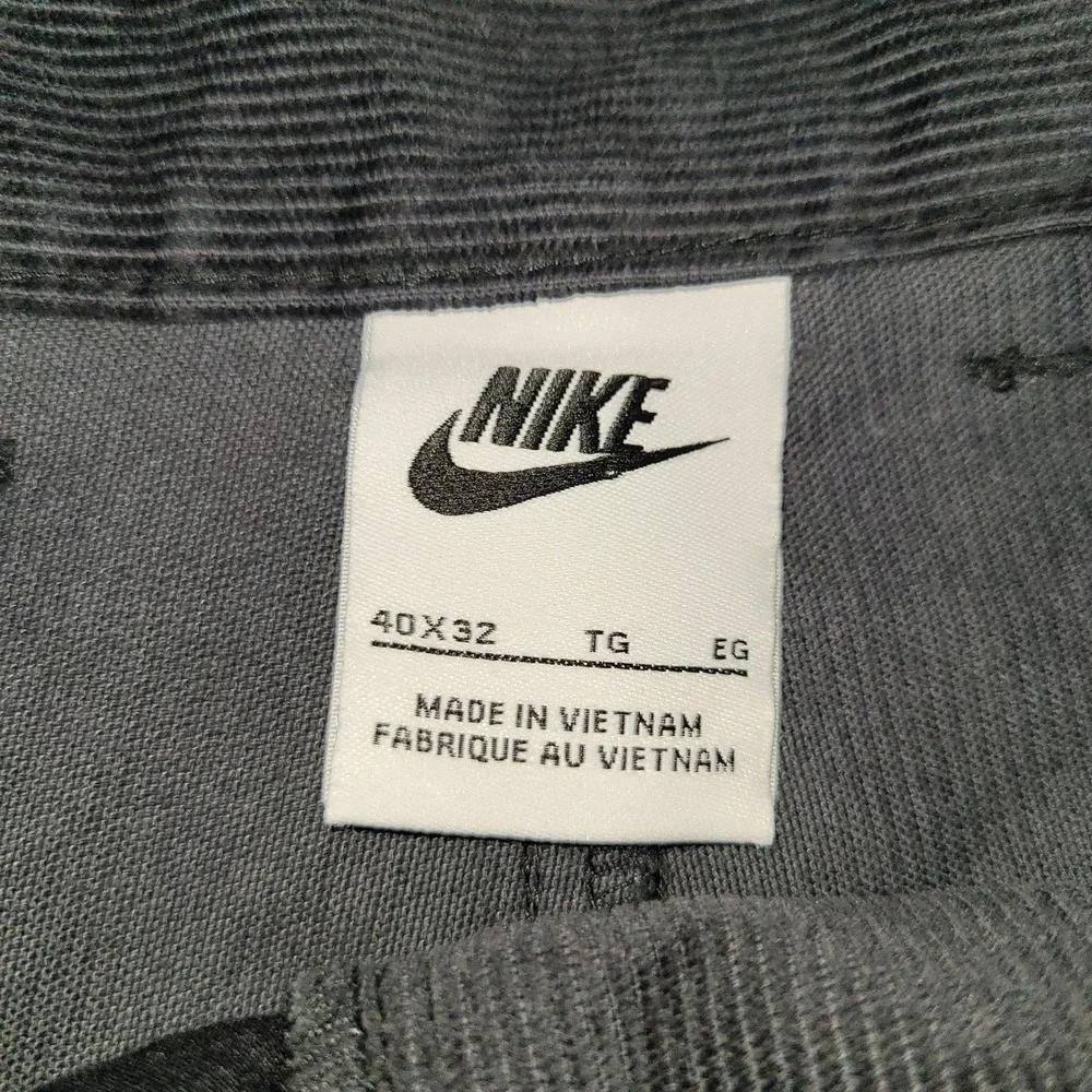 Nike Mens Corduroy Trousers Black Straight Leg Pants 40x32 DA0011-060